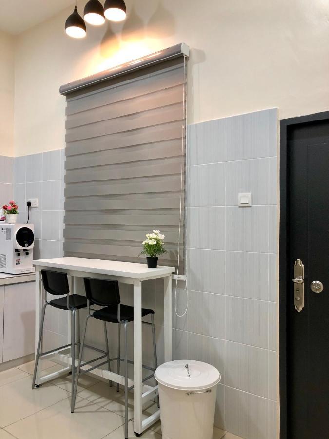 Rumahku Homestay, Taman Jasin Perdana Exteriör bild