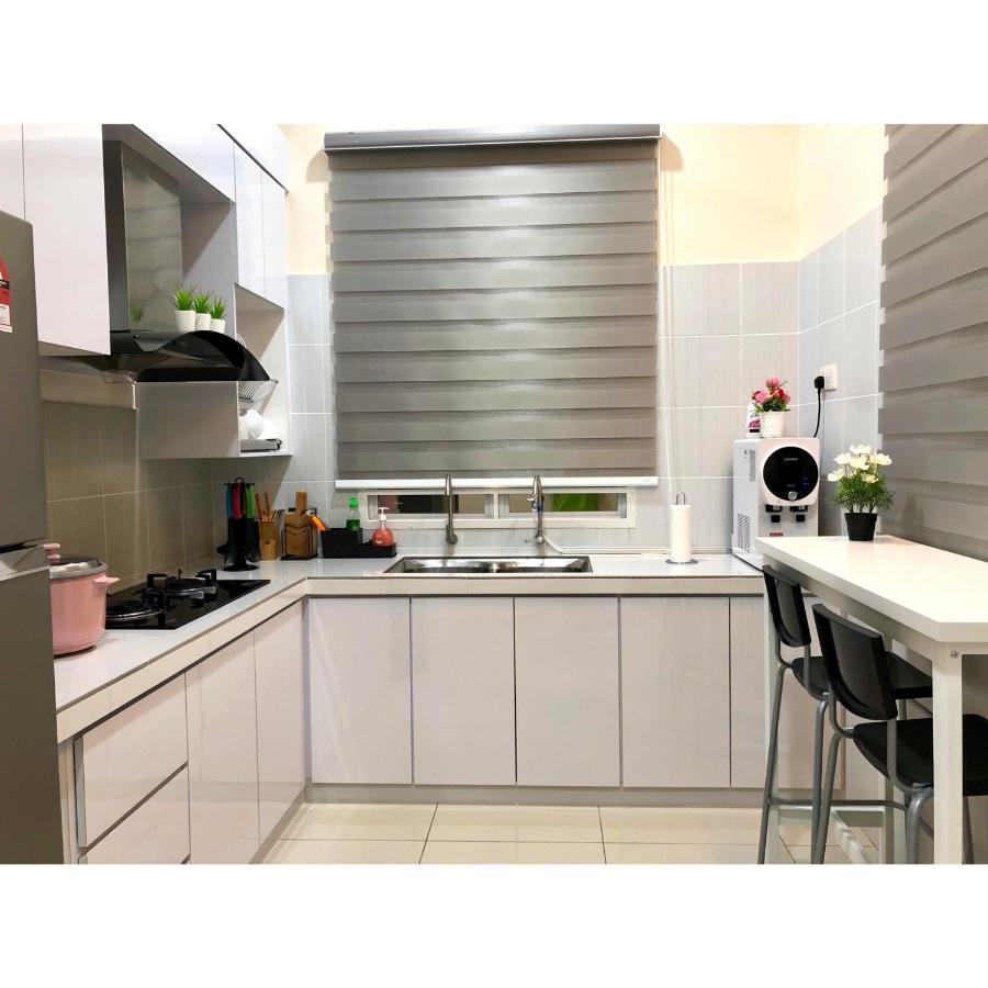 Rumahku Homestay, Taman Jasin Perdana Exteriör bild