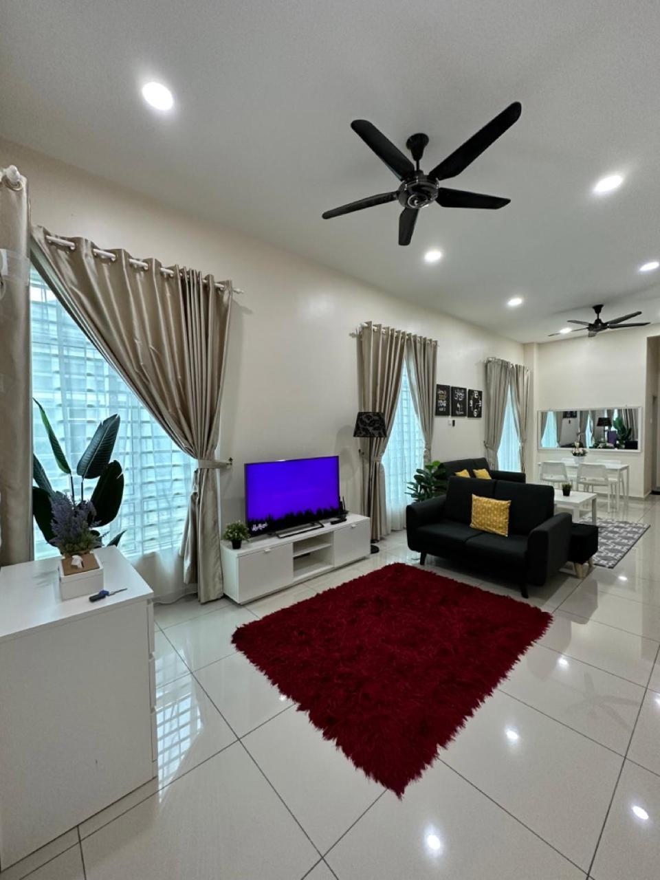 Rumahku Homestay, Taman Jasin Perdana Exteriör bild