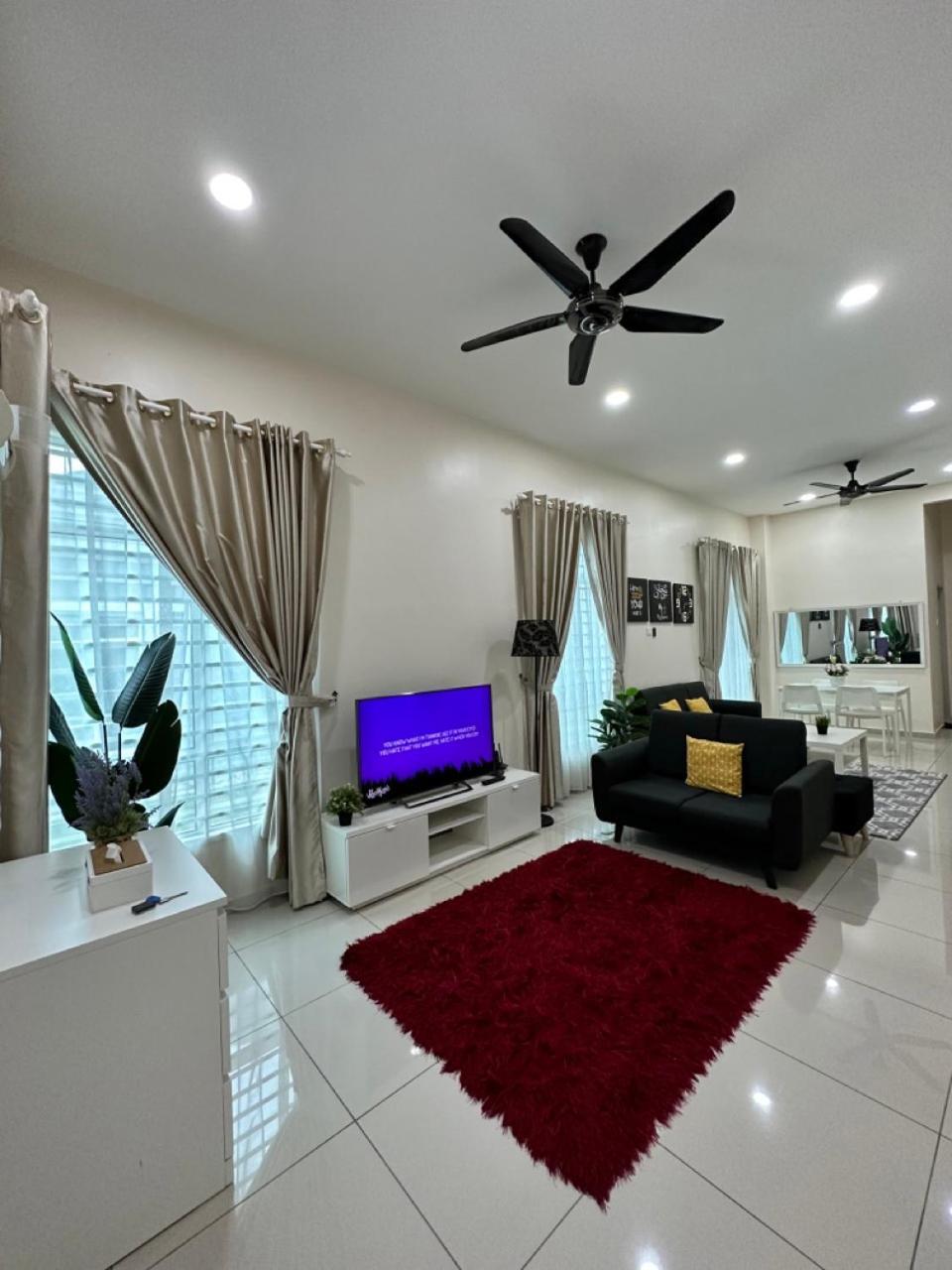Rumahku Homestay, Taman Jasin Perdana Exteriör bild